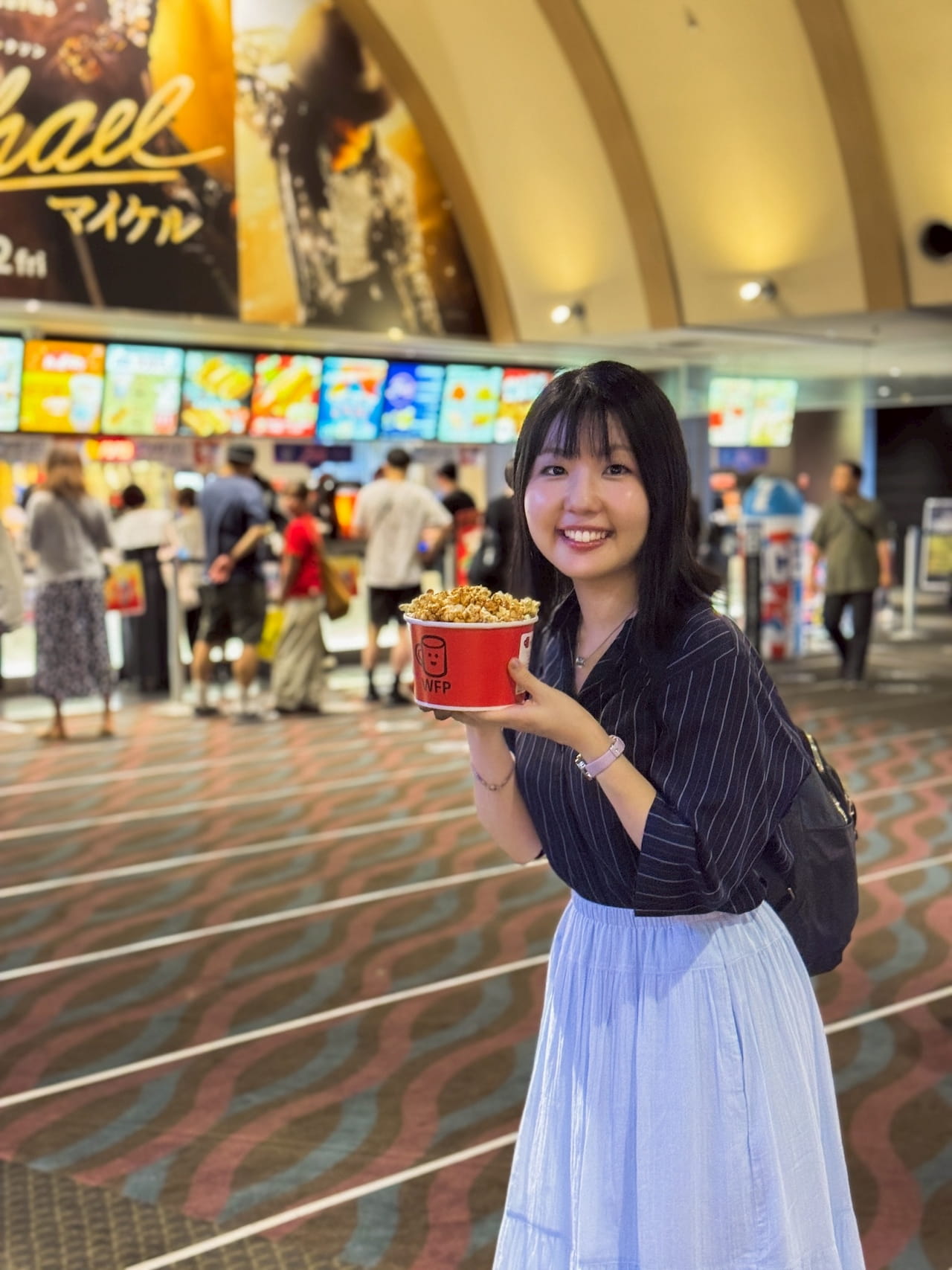 YOKO おすすめスポット（TOHOシネマズ 梅田
地元に限らずですが、映画館の空間が好きで、ここは特に大きなスクリーンで観たい時に来ます！すぐ下のフロアにある『壁の穴』というイタリアンのお店もパスタが美味しくておすすめです♪

MAKUAI CAFE
梅田スカイビルの映画館と同じフロアにあるカフェです。
映画を観なくても利用できて、落ち着いた空間でゆったり梅田の景色を眺められる超穴場です！）